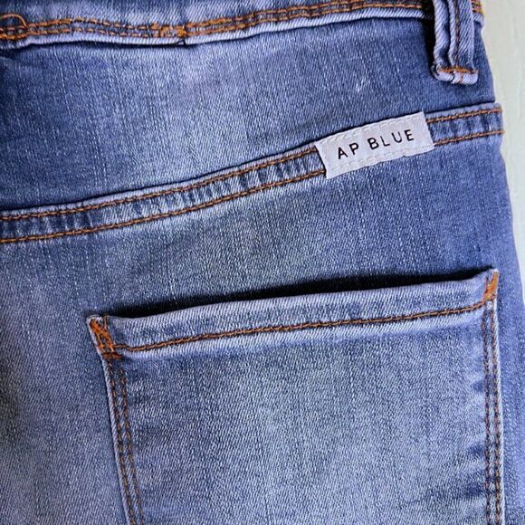AP Blue by Aphrodite Jeans Destroyed  Skinny Tall Jeans  9 - Picture 6 of 10
